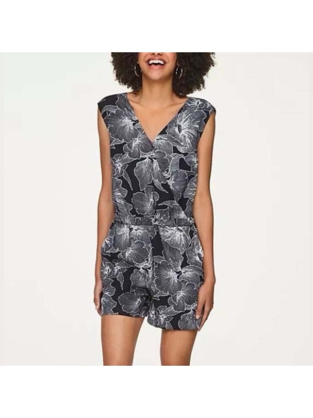 Loft Outlet Black and White Tropical Flower Shorts Jumper